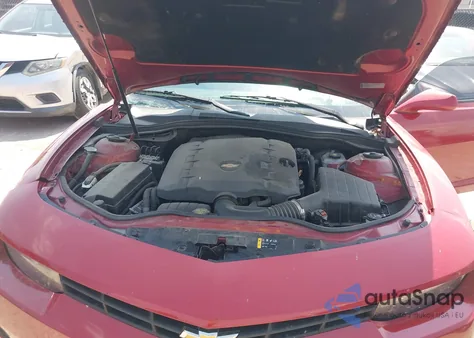 2015 Chevrolet Camaro 2Ls z USA, uszkodzony, nr VIN 2G1FB1E3XF9191446